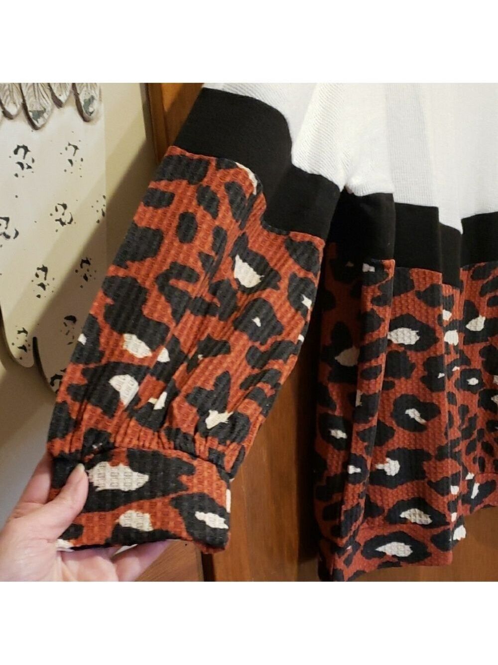 White and Black Leopard Print Waffle Top - Picture 4 of 8